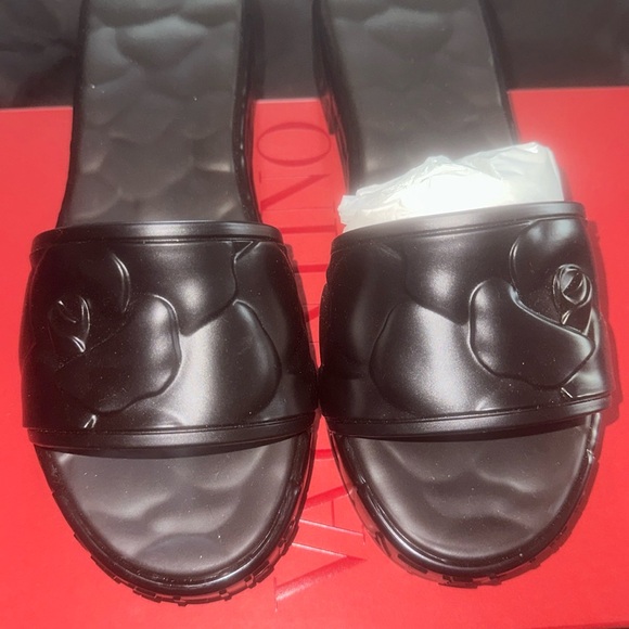 Valentino Garavani sandals - Picture 6 of 9